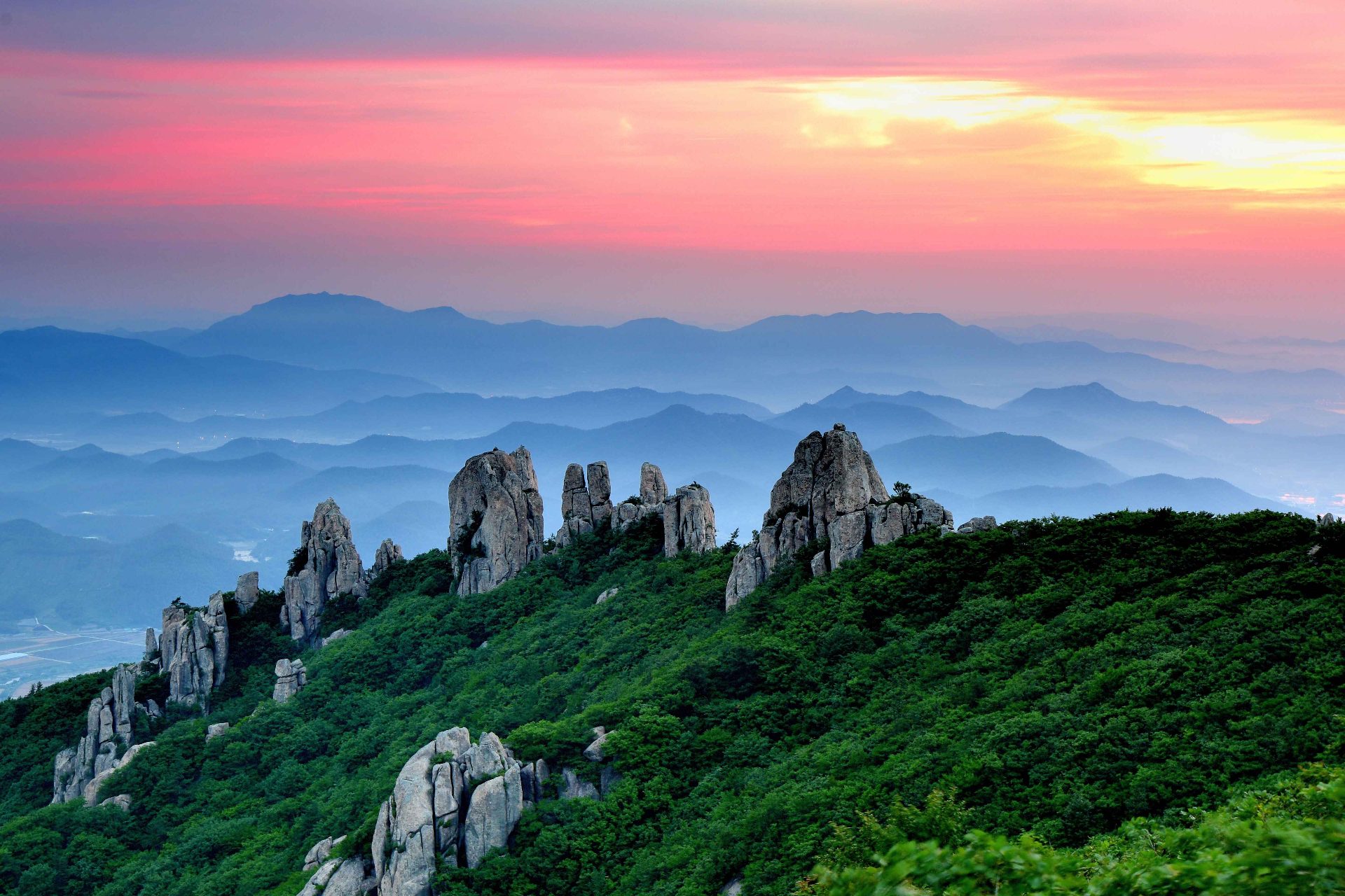 天冠山