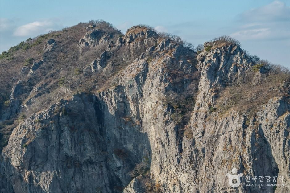 秋月山（チュウォルサン）